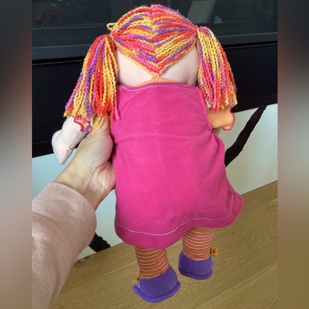 Maggie Raggies Singing Doll - Picture 7 of 7